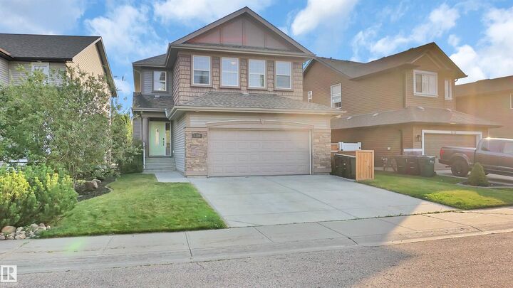 Property Photo:  5168 Sunview Drive  AB T8H 0K3 