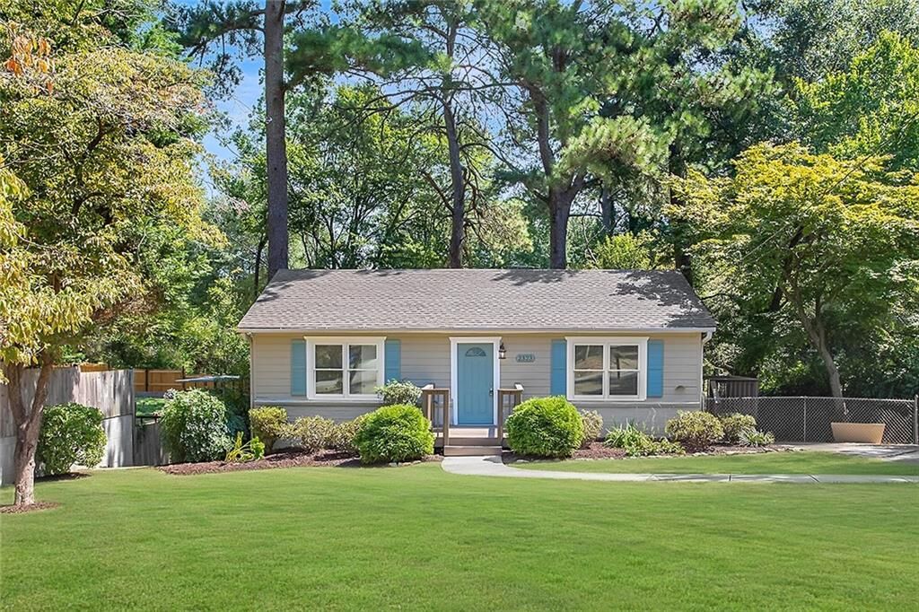Property Photo:  2323 Brackett Road SW  GA 30060 