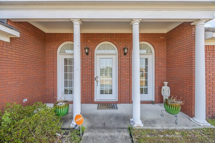 Property Photo:  20 Lee Road 2139  AL 36870