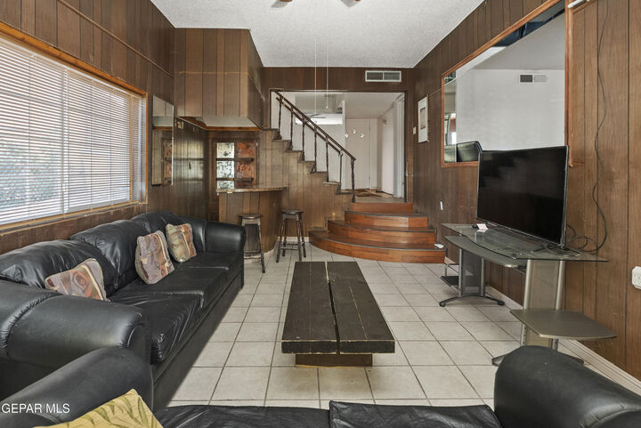 Property Photo:  2312 San Jose Avenue  TX 79930 