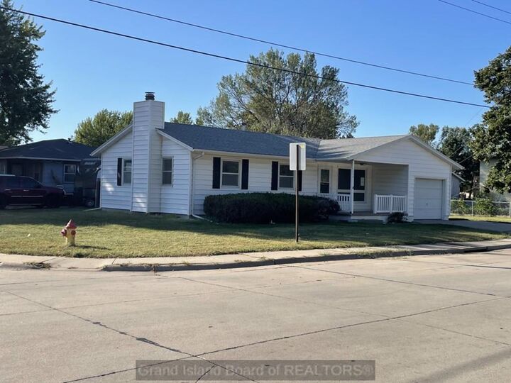 Property Photo: 1826 N Hancock NE 68803