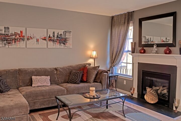Property Photo:  1005 Wendover Ct  NJ 07869 
