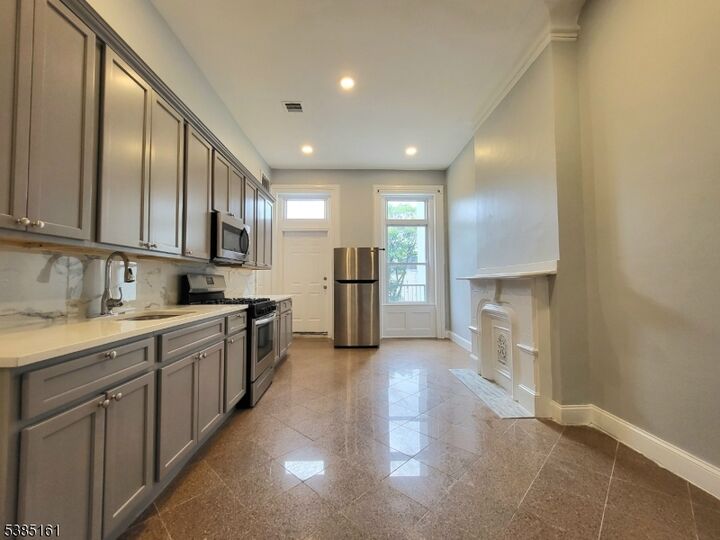 Property Photo:  322 Broadway 2  NJ 07104 