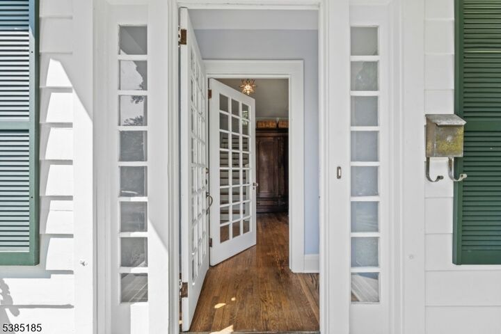 Property Photo:  152 Central Ave  NJ 07940 