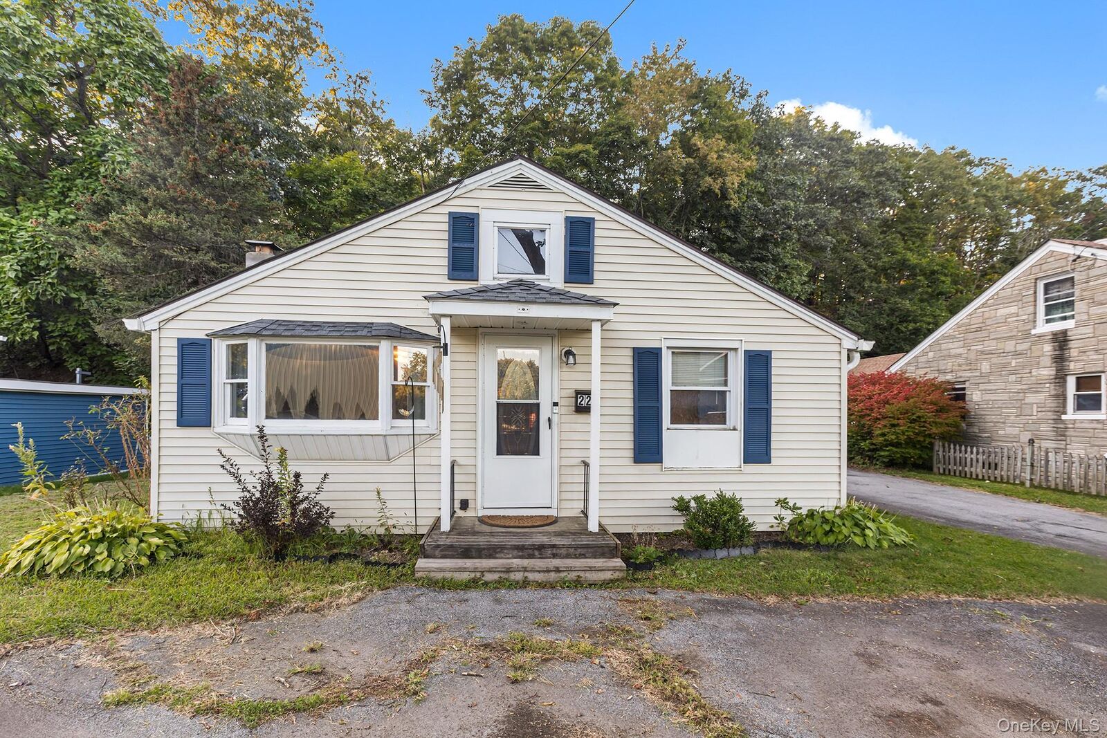 Property Photo:  22 Woodside Place  NY 12528 