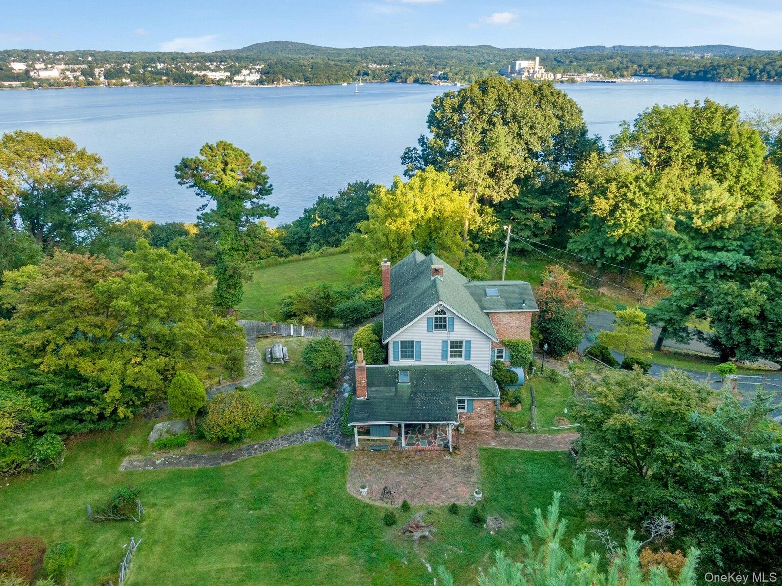 Property Photo:  8 Ayers Road  NY 10986 