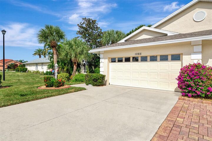 Property Photo:  1085 Yosemite Drive  FL 34223 