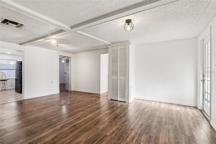 Property Photo: 1414 Warwick Place FL 32806