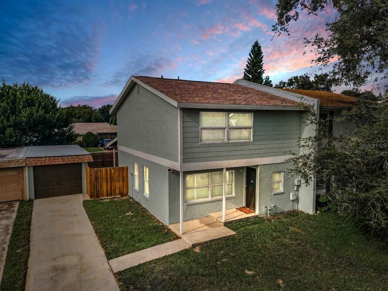 Property Photo:  1954 Los Lomas Drive  FL 33763 