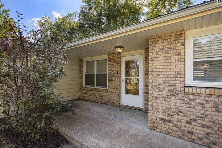 Property Photo:  309 N 4th St  KS 67579 