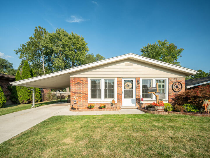 Property Photo:  8951 Rackham Street  MI 48180 