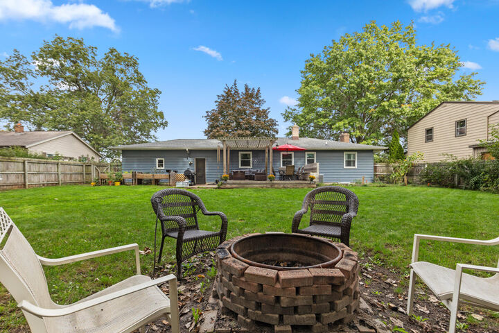 Property Photo:  190 Trinity Avenue SW  MI 49548 