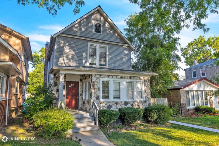 Property Photo: 8617 S Lowe Avenue IL 60620