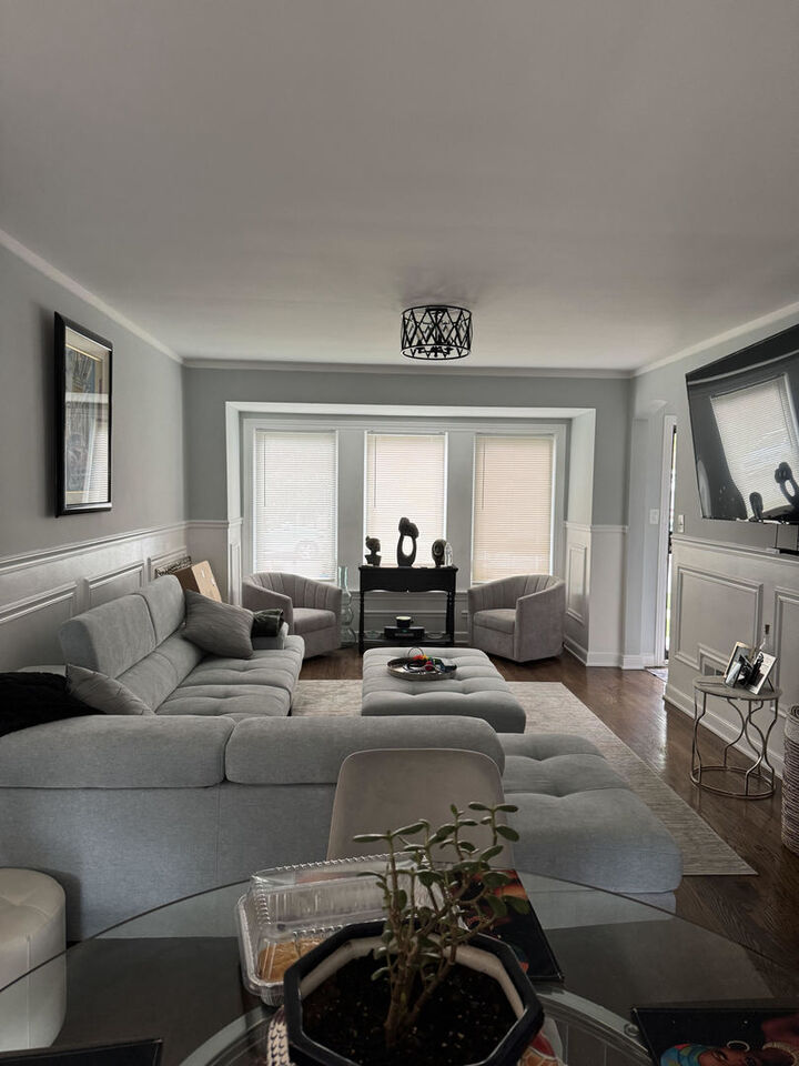 Property Photo: 8728 S Merrill Avenue IL 60617