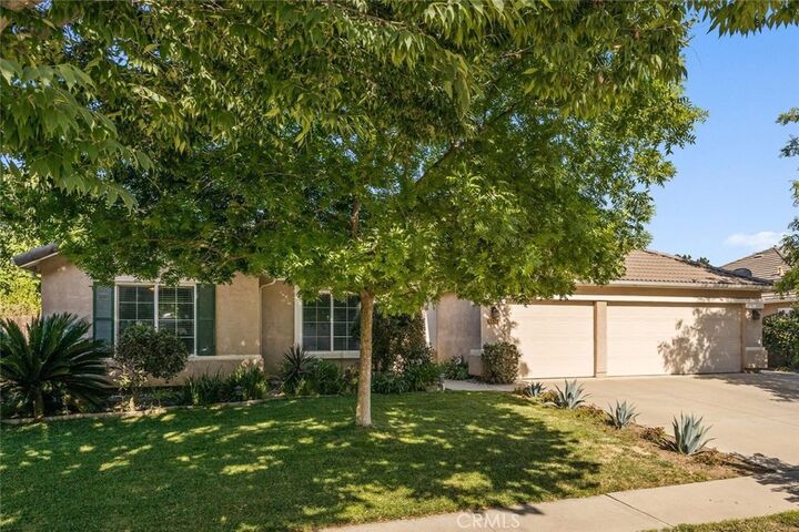 Property Photo: 3624 N Jackie Street CA 93291