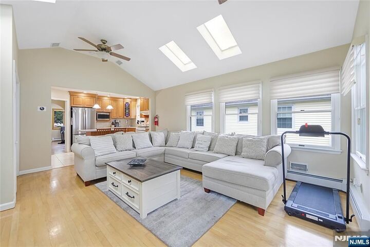 Property Photo:  425 Broadway  NJ 07442 