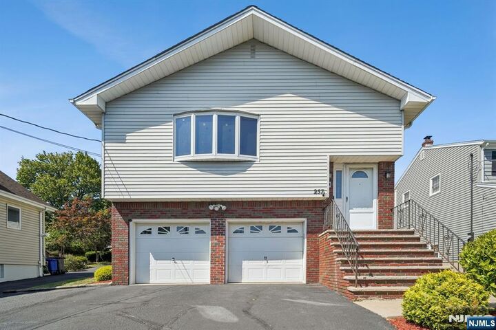 257 Cliff Street  Wood Ridge NJ 07075 photo