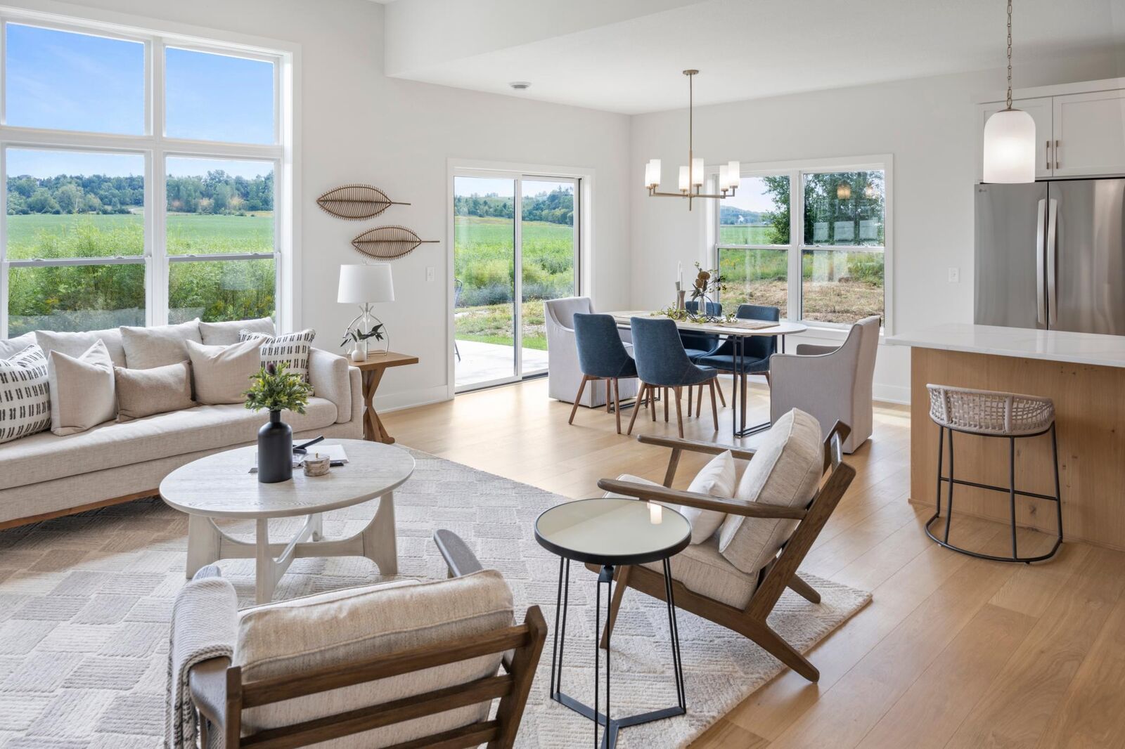 Property Photo: 421 Ford Street E MN 55057