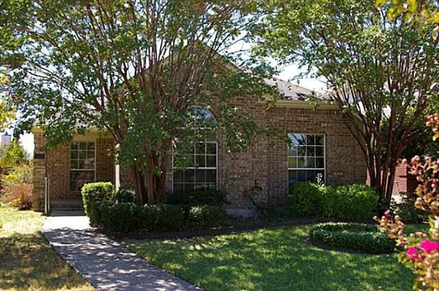Property Photo:  620 Windsong  TX 75149 