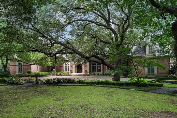 9769 Audubon Place  Dallas TX 75220 photo