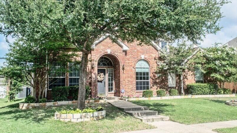 Property Photo:  8433 Winged Foot Drive  TX 75036 