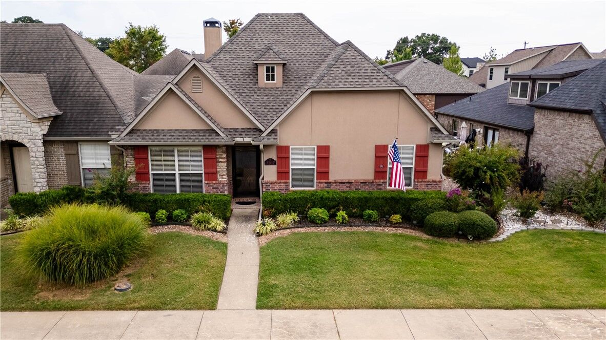 Property Photo:  3207 SW Stonepoint Avenue  AR 72713 