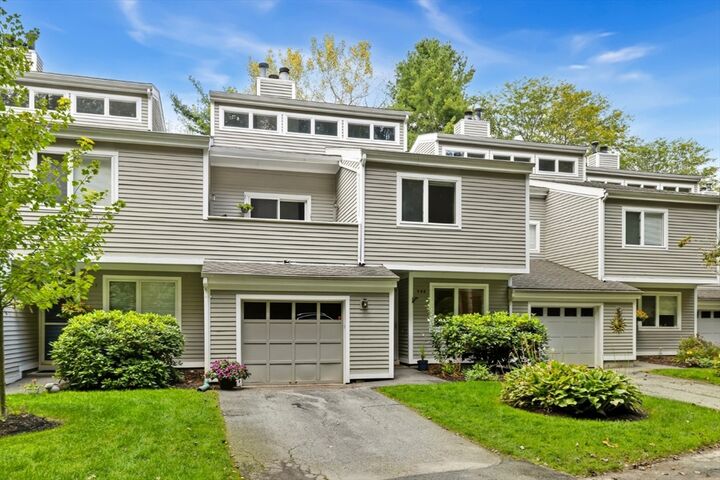Property Photo:  402 Pine Brook Drive 402  MA 01960 