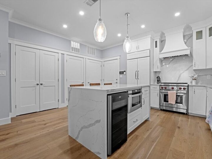 Property Photo:  298 Washington Street 210  MA 02090 