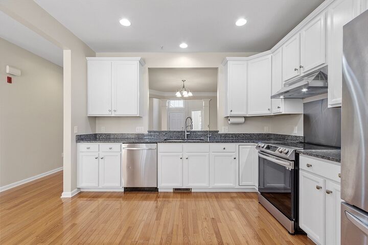 Property Photo:  26 Kendall Ct 67  MA 01730 