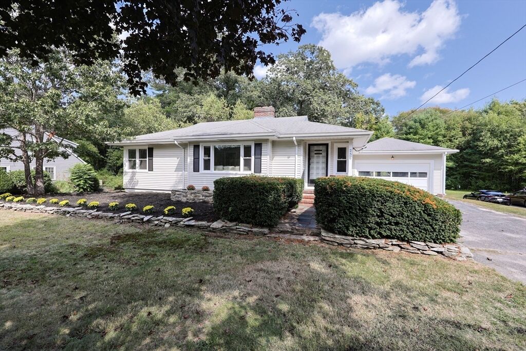 Property Photo: 256 S Main St MA 01747