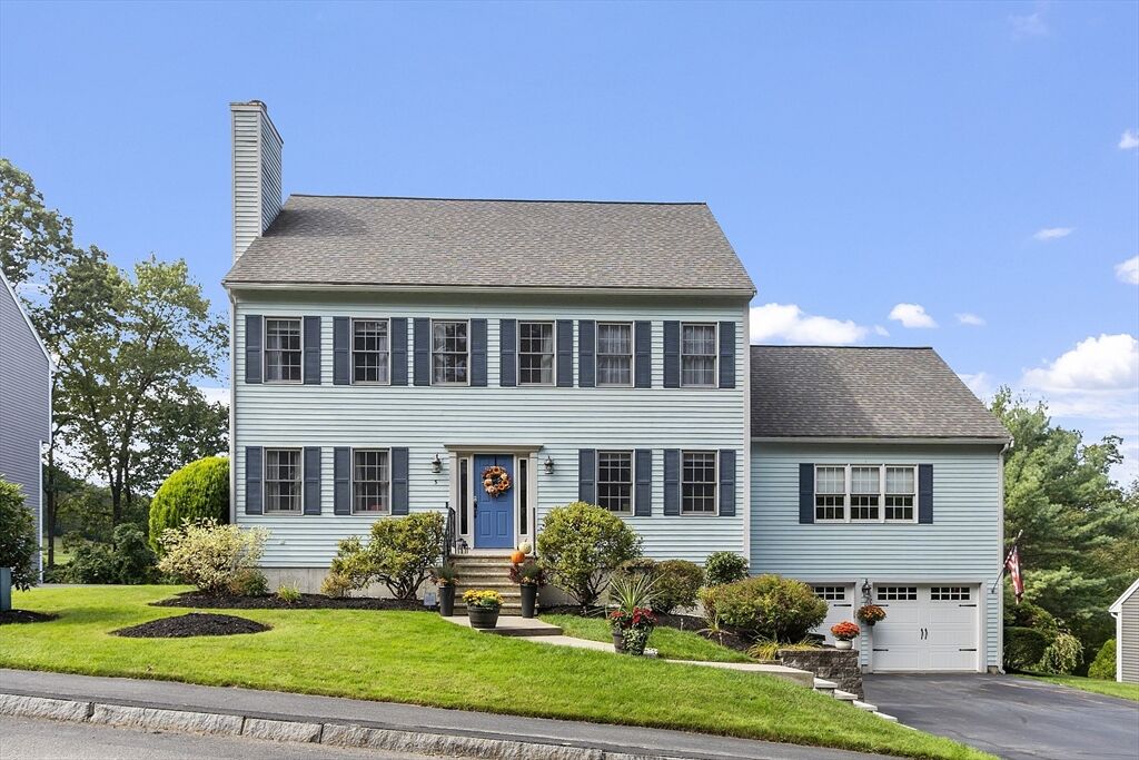 Property Photo:  5 Towne Hill Rd  MA 01835 