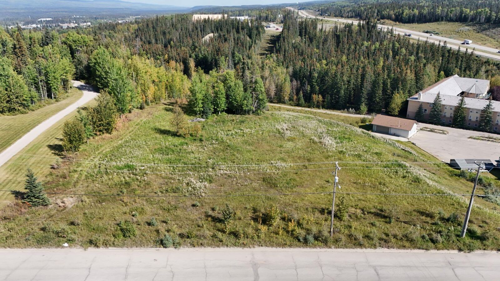 Property Photo:  126 Felaber Road  AB T7V 1Z8 
