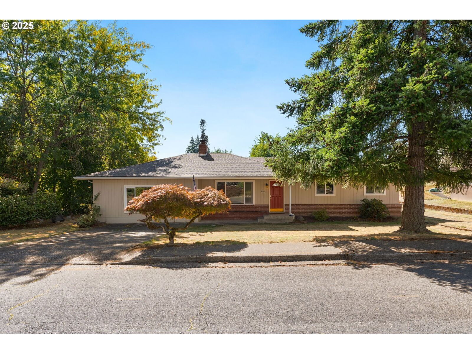 Property Photo:  2002 Bloyd St  WA 98626 