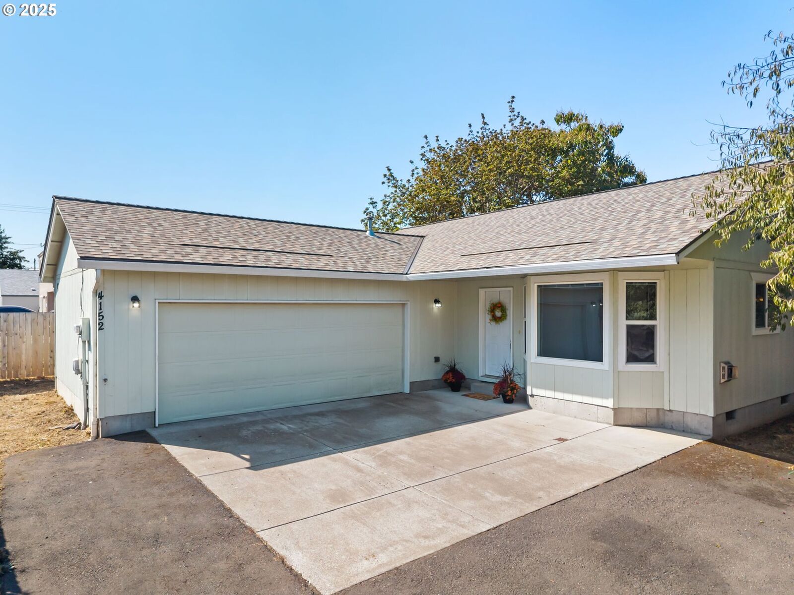 Property Photo:  4152 Fuller Ave  OR 97402 