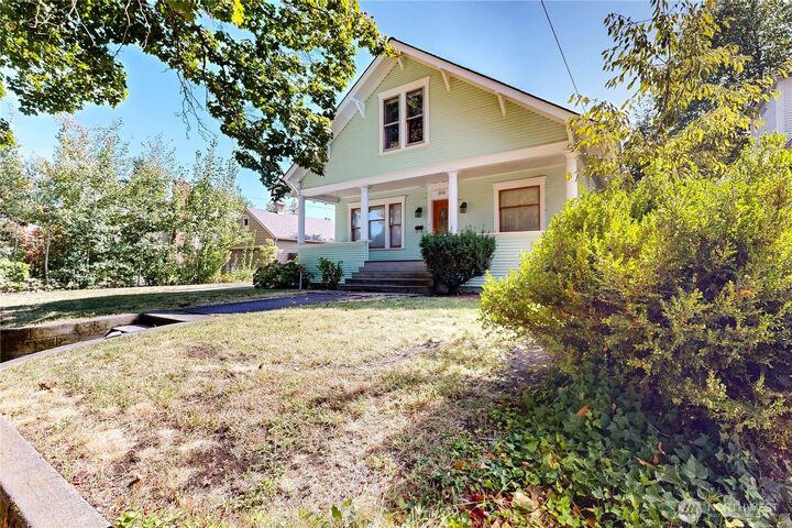 Property Photo:  308  Newell  WA 99362 