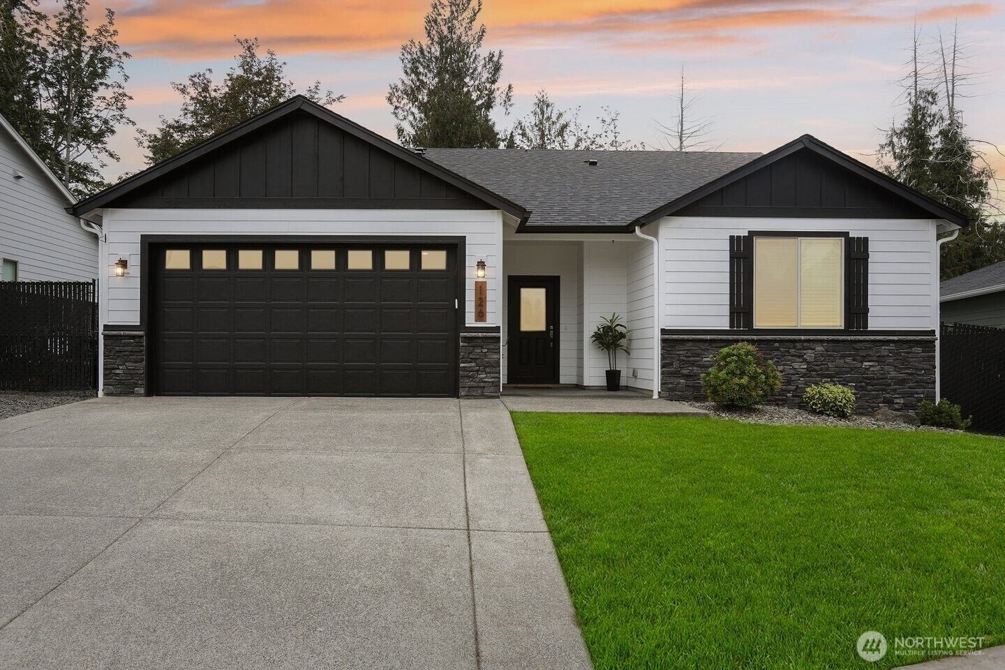 Property Photo: 126 Zephyr Drive WA 98645