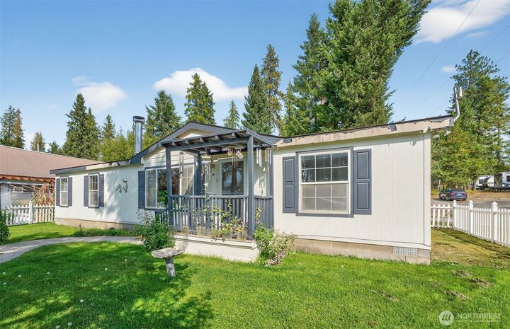 Property Photo:  33283 S Lakeview Lane  WA 99181 