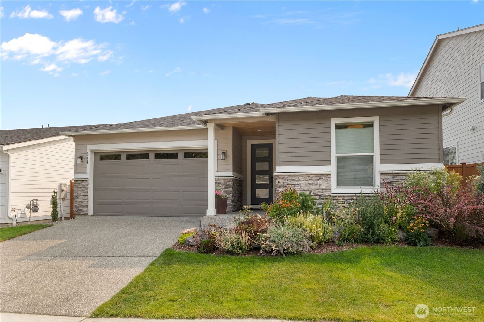 Property Photo:  6685  Skipper Lane SE  WA 98367 
