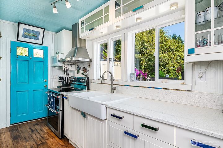 Property Photo:  13037 SW  Bachelor Road  WA 98070 