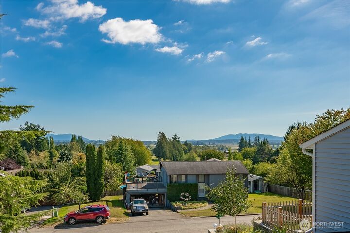 Property Photo:  2406  Heights Drive  WA 98248 
