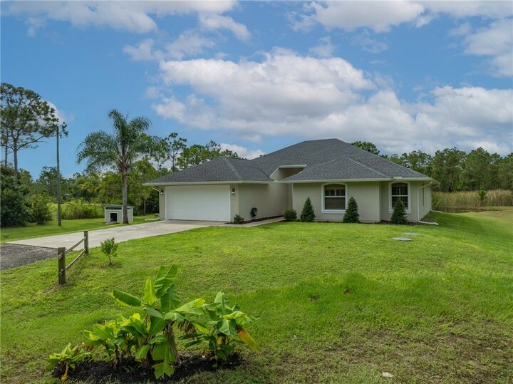 13805 83rd Street  Fellsmere FL 32948 photo
