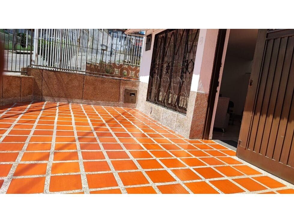 Property Photo:  8-77 Carrera 8va. Barrio Chipre 8-77  OU 00000