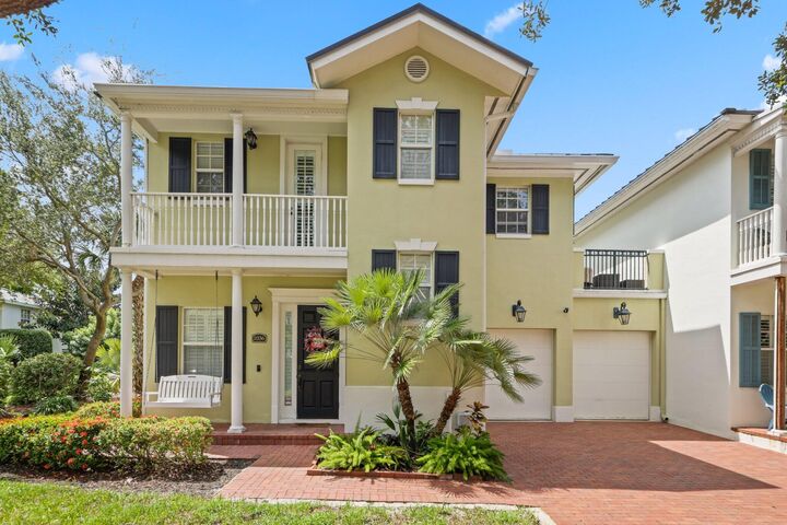 Property Photo: 1036 W Heritage Club Circle FL 33483