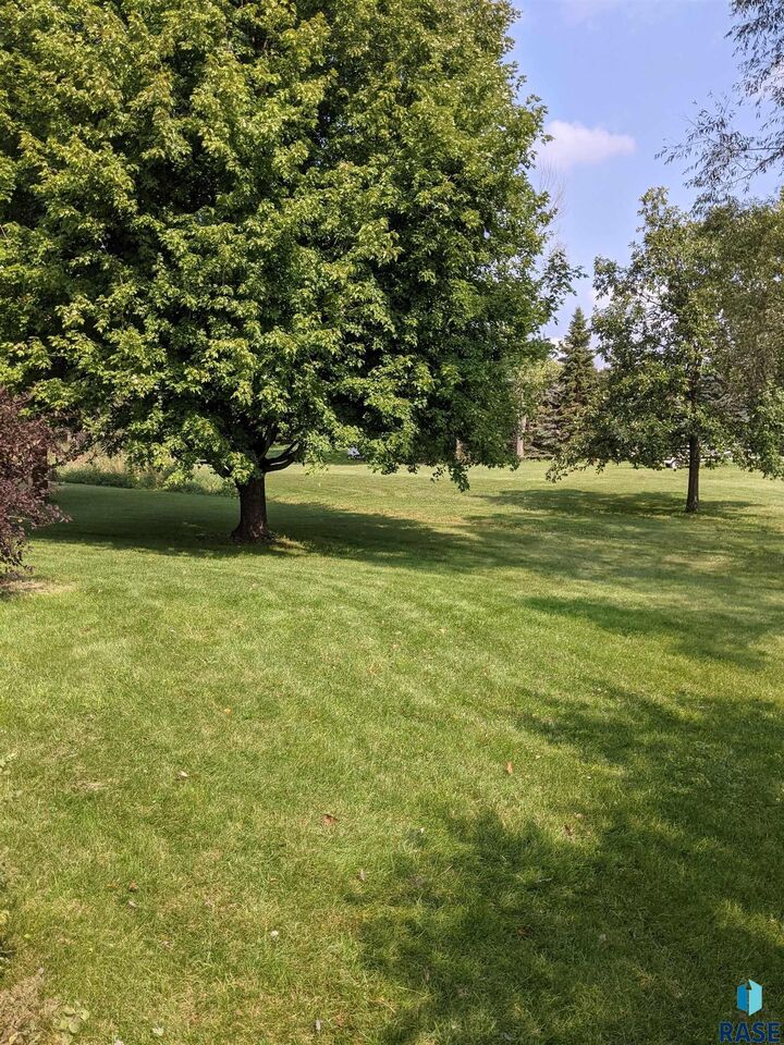 Property Photo:  27033 Revillo Pl  SD 57108 