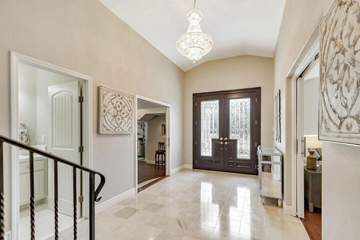 Property Photo:  10881 Barranca Drive  CA 95014 