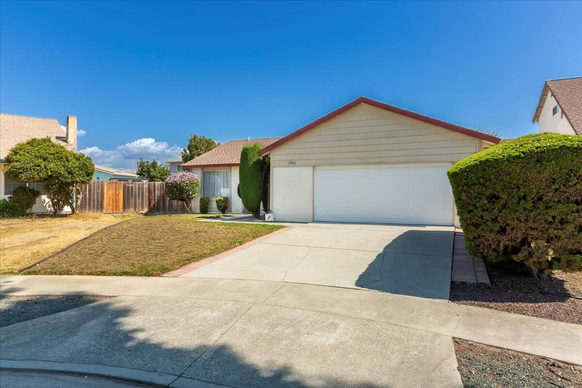 Property Photo:  2064 Wizard Court  CA 95131 