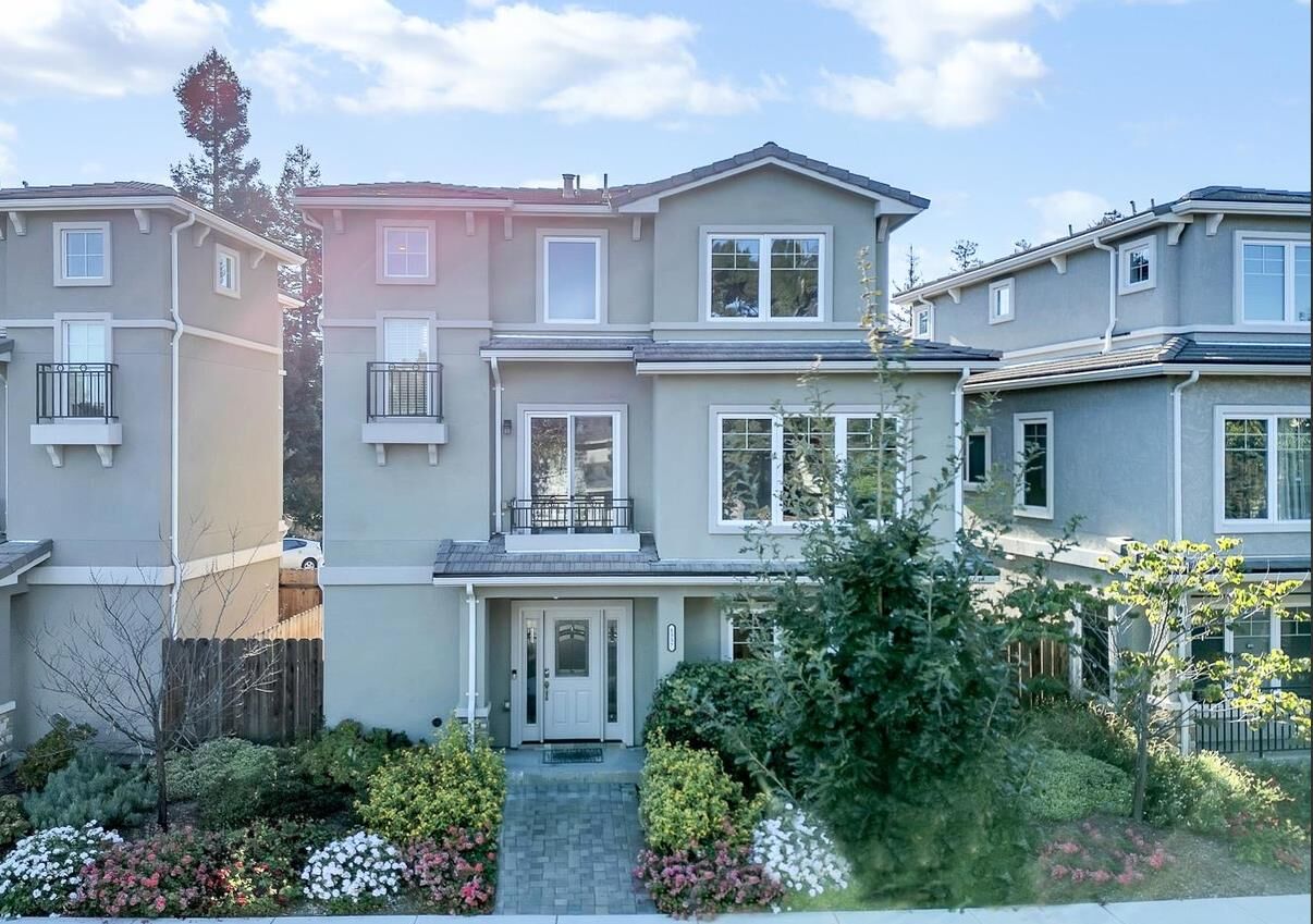 Property Photo: 1337 Araujo Street CA 95131