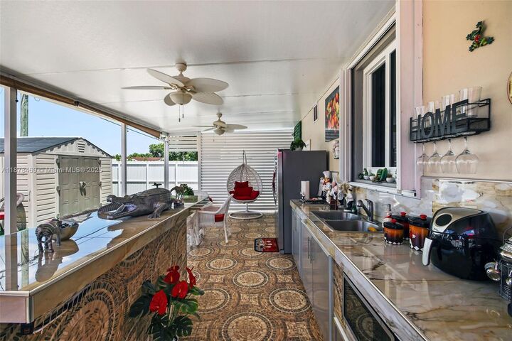 Property Photo: 14560 Fillmore St FL 33176