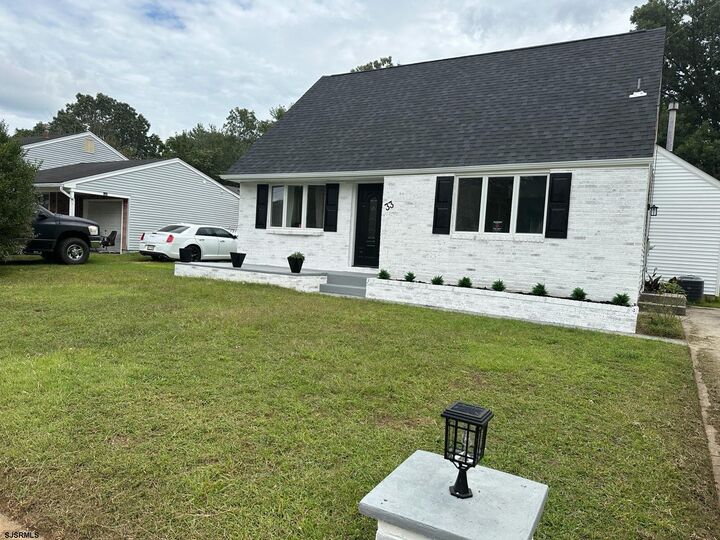 Property Photo:  33 Mac Knight Dr Dr  NJ 08021-6569 