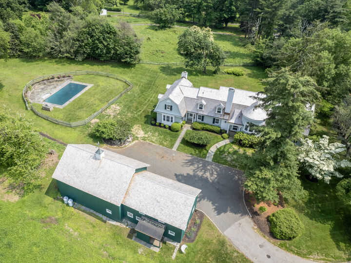 Property Photo:  221 Greens Farms Road  CT 06880 